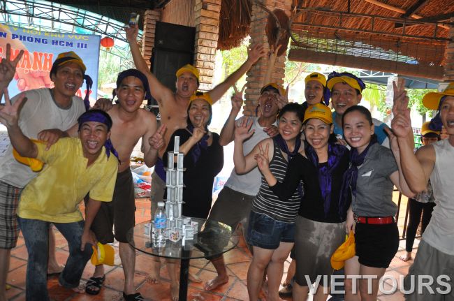 Team Building Sức Mạnh Đôi Tay